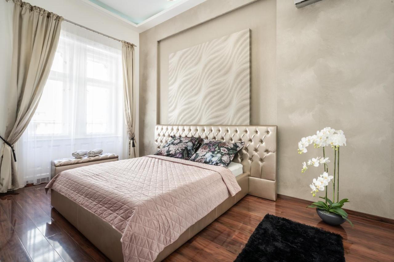 Opera Luxury With Free Parking Budapesta