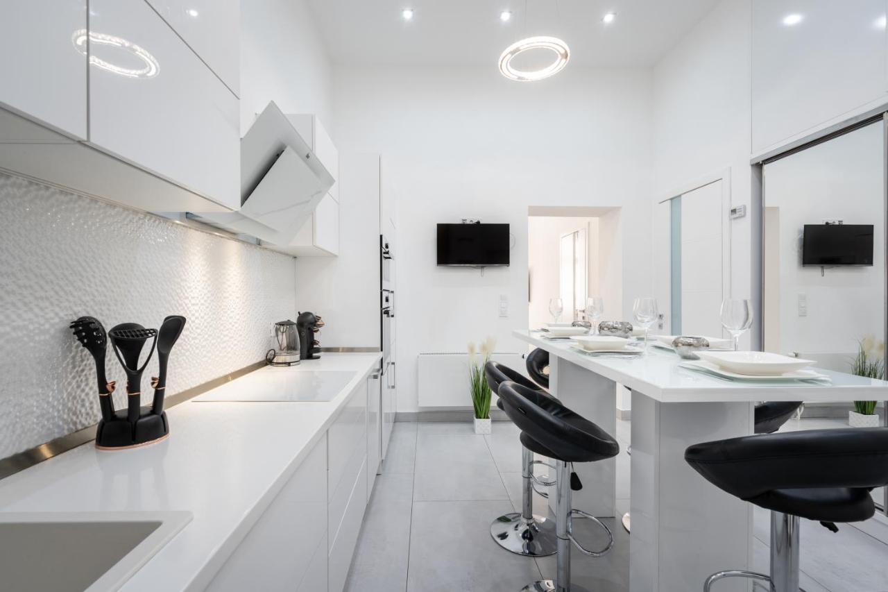Apartament Opera Luxury With Free Parking Budapesta